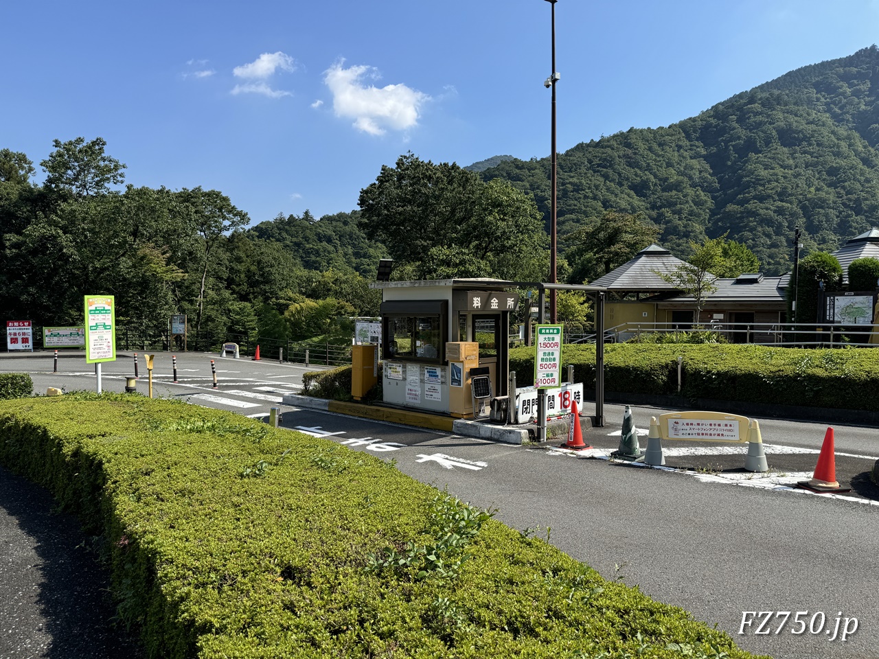 あいかわ公園 南駐車場