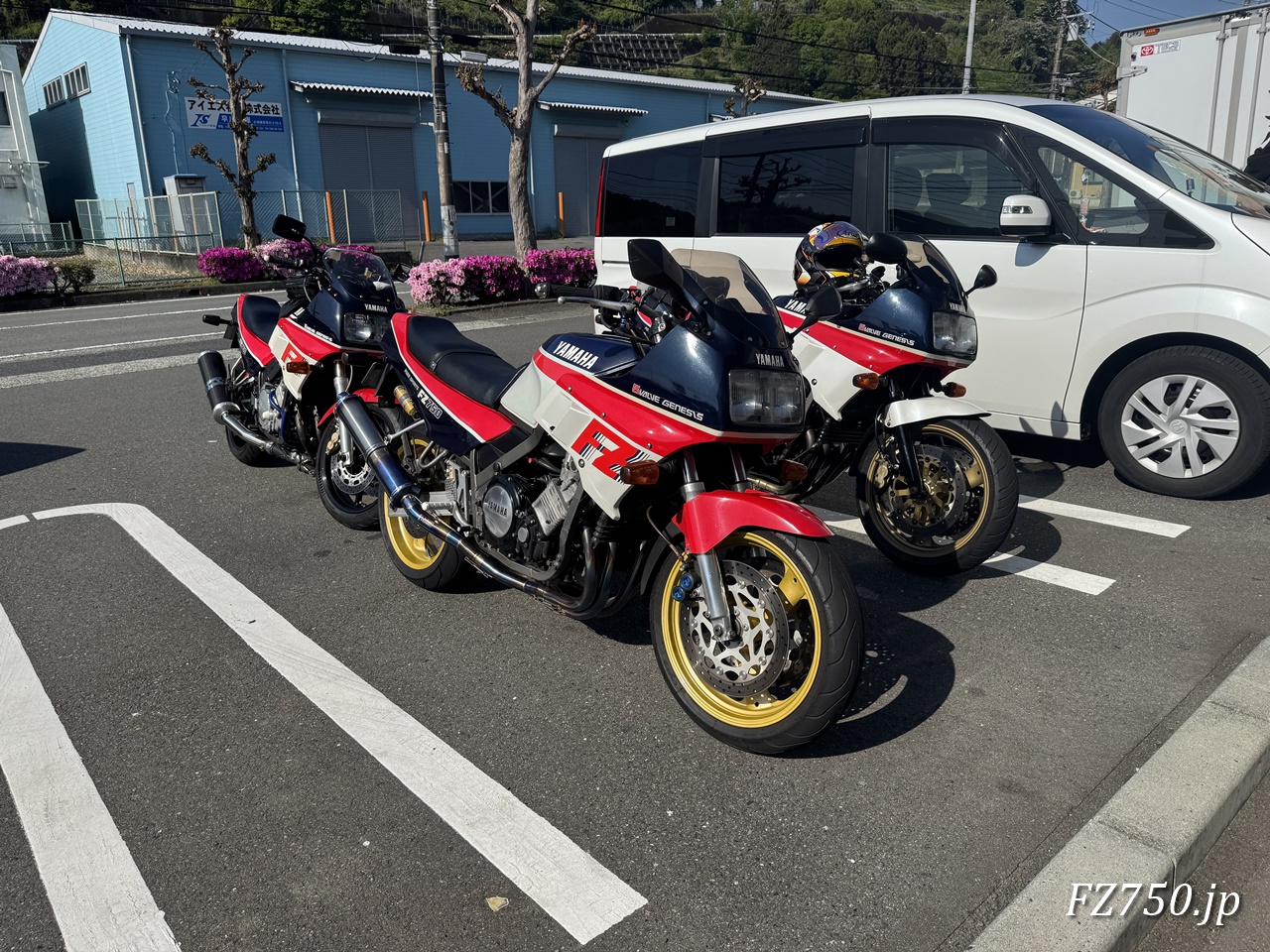 FZ750@セブンイレブン 小田原早川店
