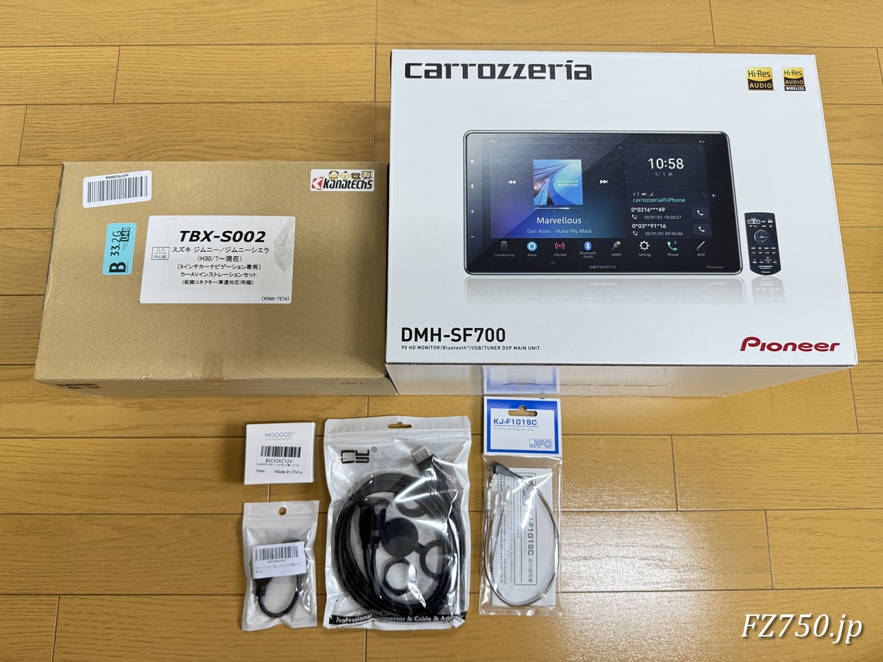 Pioneer 9インチディスプレーオーディオ DMH-SF700とジムニー取付け金具など