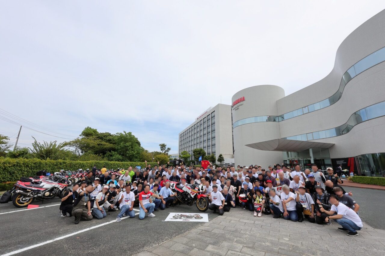 FZ750生誕40周年ミーティング 集合写真