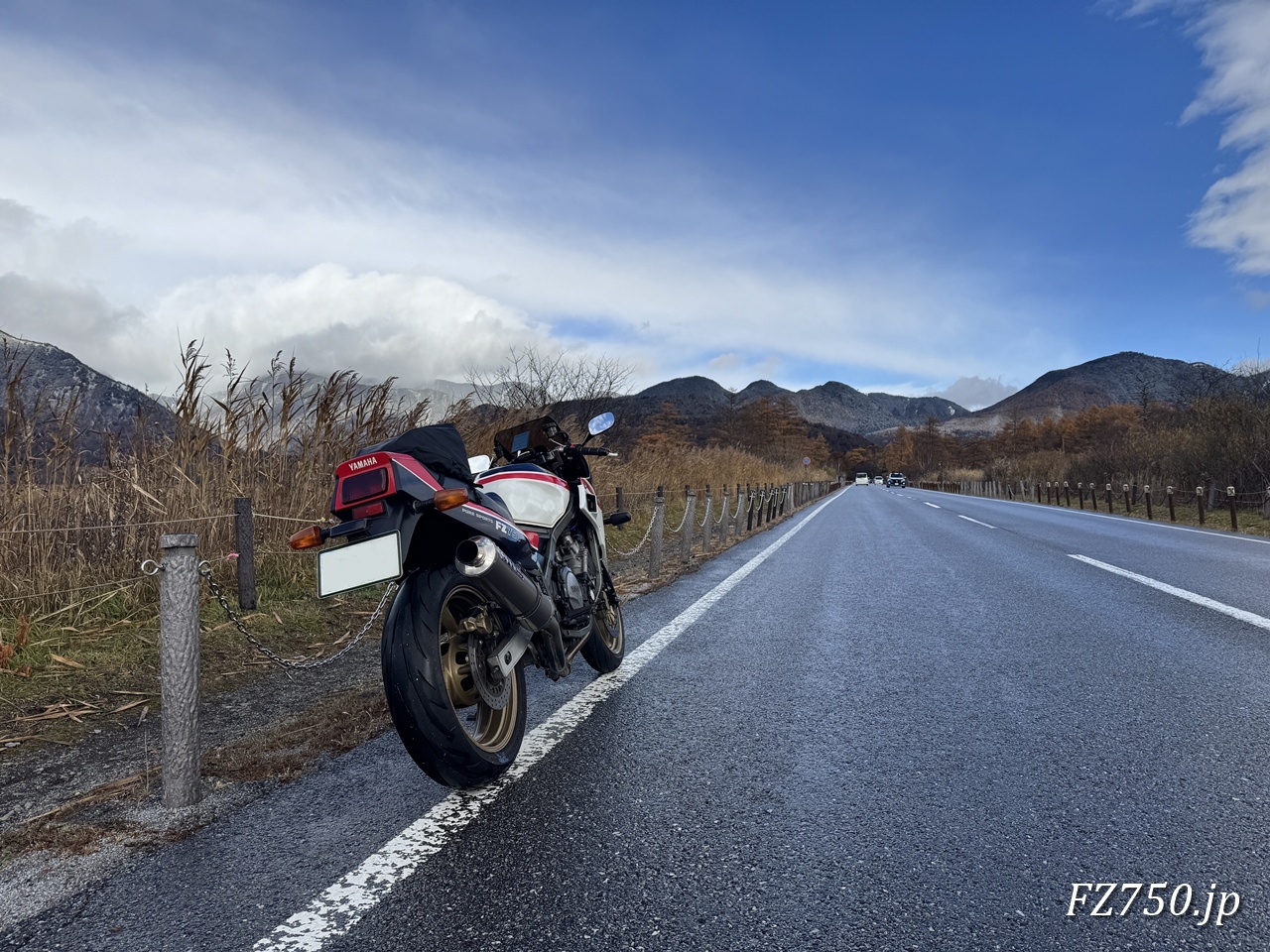 FZ750@国道120号線 戦場ヶ原