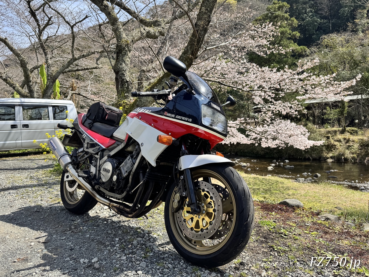 FZ750@松崎町大沢地区