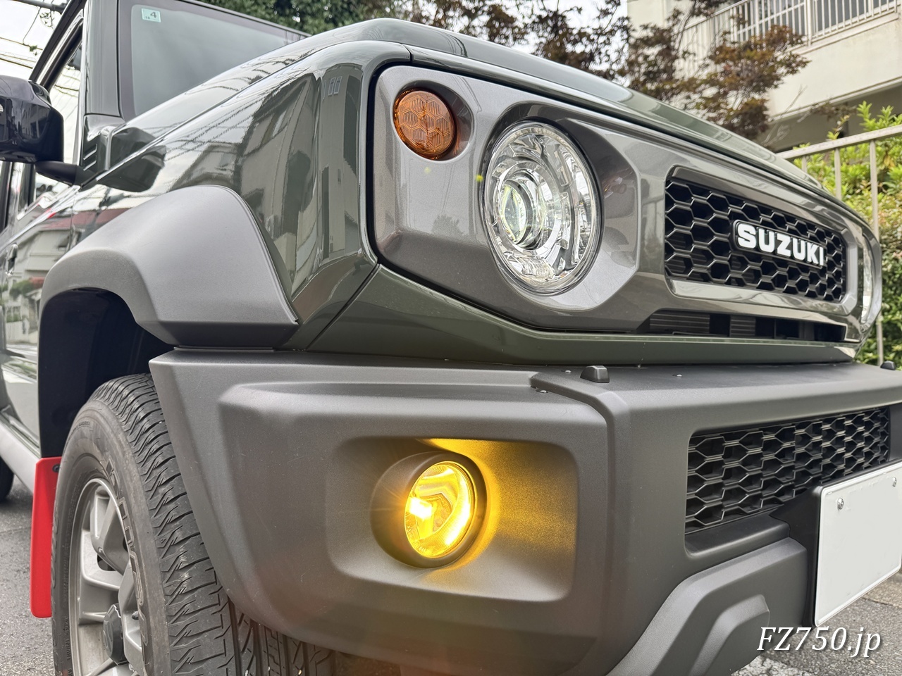 ジムニーノマドにはPIAA LEH192(黄色LEDバルブ)が似合う